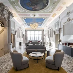 Radisson Collection Hotel, Palazzo Nani Venezia